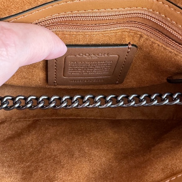 Coach shoulder purse - Picture 9 of 10